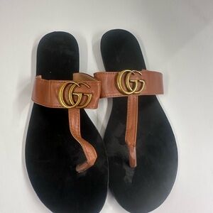NonGucci Tan Leather GG emblemed Thong Sandals with Gold Hardware